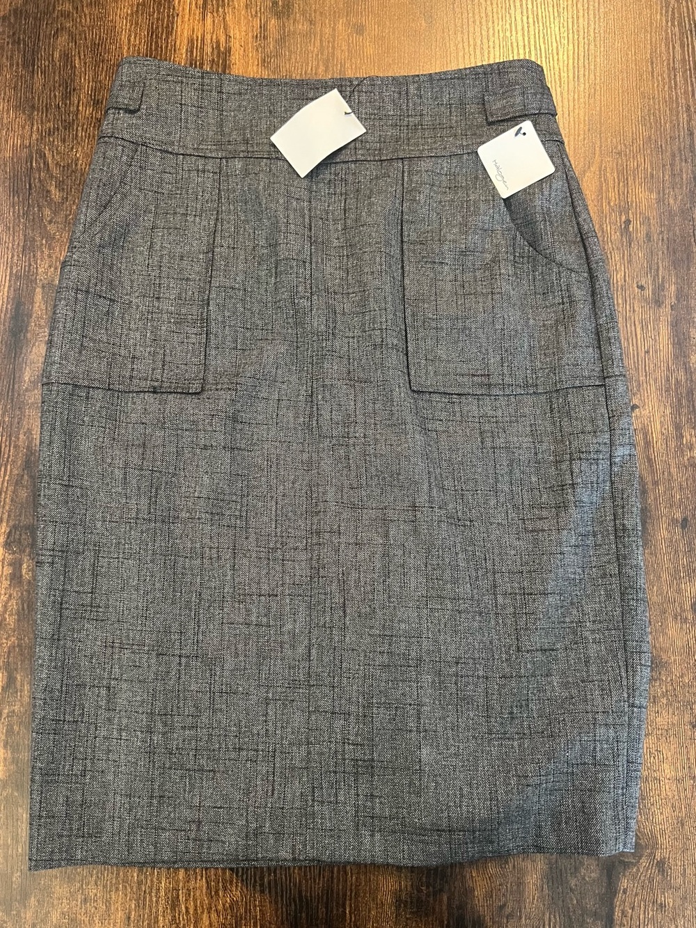 NWT Halogen Gray Textured Pencil Skirt with Patch Pockets